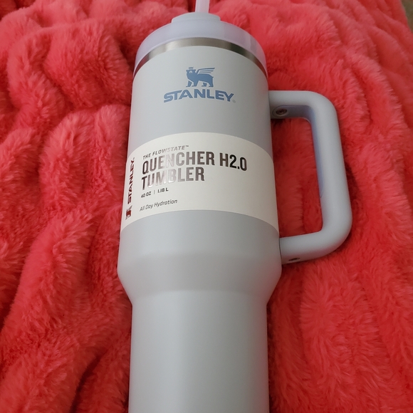 NWT Stanley Quencher H2.0 40 oz Tumbler – Handle & Straw - Picture 3 of 6